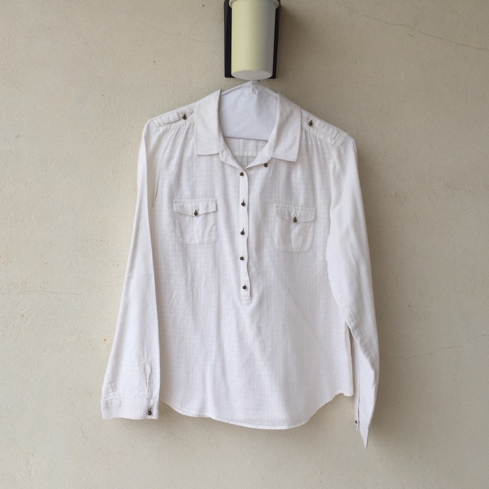 ⚡️SALE⚡️ Summery button down